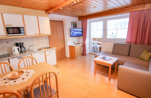 Nauders Apartment | Apart Alpenstern Nauders Reschenpass Tirol - Apartment BERGKRISTALL