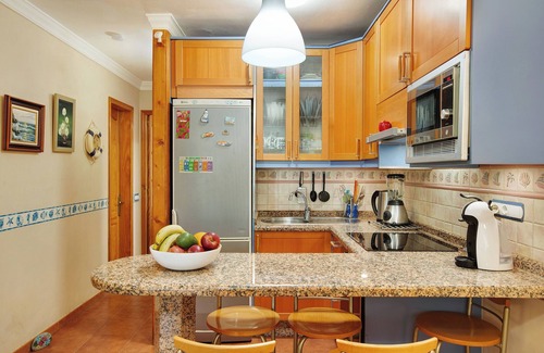 Playa del Aguila Apartment | Apartamento Sol Del Sur with Sea View, Pool, Wi-Fi & Garden