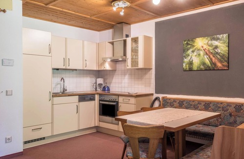 Castelrotto Apartment | Apartment "Ferienparadies Sabina Schlern" in the Nature Reserve directly on the Alpe di Siusi