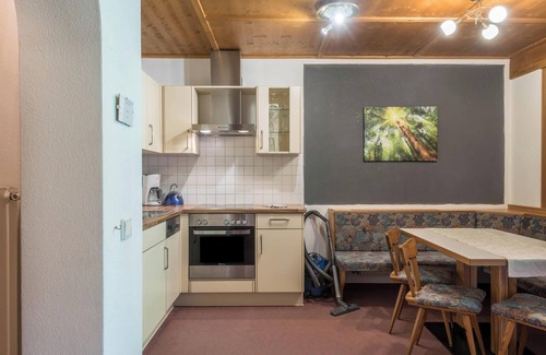 Castelrotto Apartment | Apartment "Ferienparadies Sabina Schlern" in the Nature Reserve directly on the Alpe di Siusi