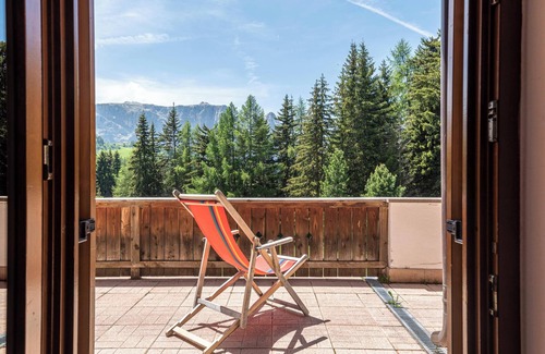 Castelrotto Apartment | Apartment "Ferienparadies Sabina Joch" in the Nature Reserve directly on the Alpe di Siusi