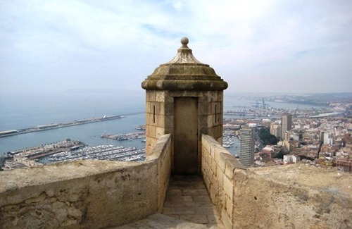 Alicante City Centre Apartment | APART.RIVERA #4 IN THE OLD TOWN ONLY 10 MIN WALK TO THE BEACH