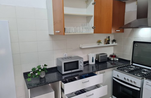 Belas Apartment | Apartamento Bonito e Confortável Perfeito Para um Casal uma Família