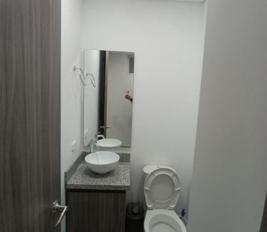 Bogota Apartment | Apartaestudio amoblado, Edificio Avanzzare T2-704