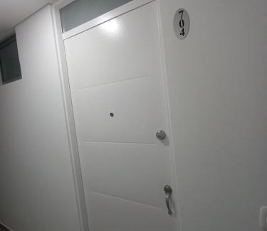 Bogota Apartment | Apartaestudio amoblado, Edificio Avanzzare T2-704