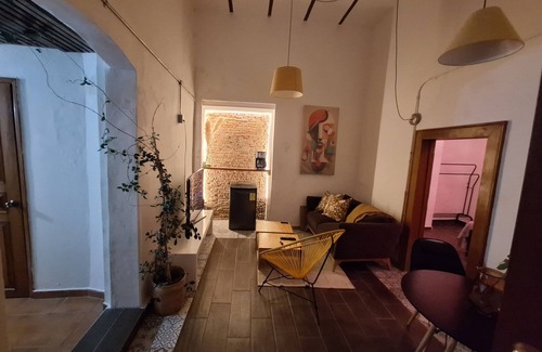 Downtown Queretaro Apartment | Apartamento en Casona Colonial en Querétaro, México con Desayuno Continental