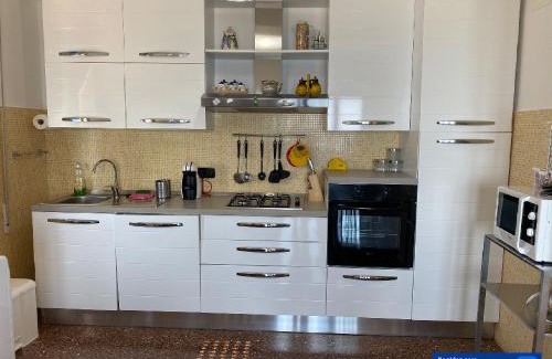 Albissola Marina Apartment | Apartament Arcobaleno a 500 metri dal mare