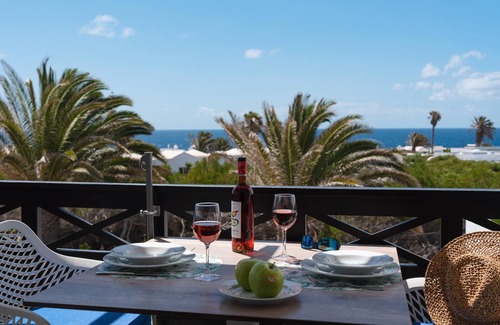Charco del Palo Apartment | Apartament El Golfo only 170m from the sea in nudist complex