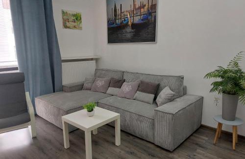 Wola Apartment | Apartament JK 47 A z miejscem postojowym w garażu