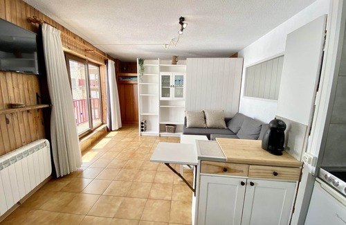 Pas de la Casa Apartment | Apartament Refugio - In front of Ski Races - Pas de la Casa 5 pax