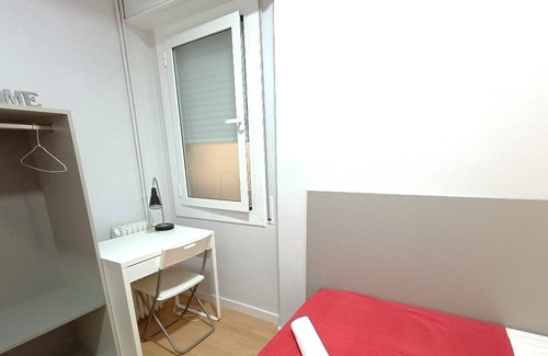 Navas Apartment | Apartamento 6 Camas Individuales en Sant Pau