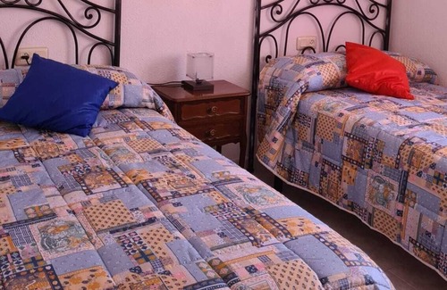 Segur de Calafell Apartment | Apartamento a Pocos mts de la Playa, Ascensor. Parking. Disfrute de su Tiempo