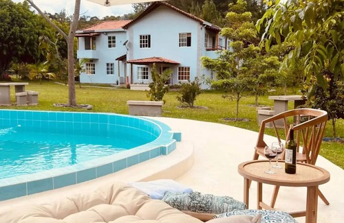 Guarne Apartment | Apartamento campestre frente piscina y jacuzzinn