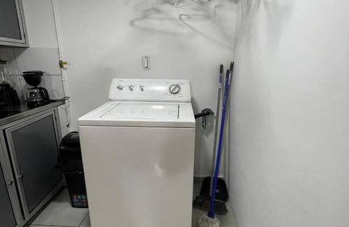 Santa Fe Apartment | Apartamento cerca al aeropuerto Olaya herrera