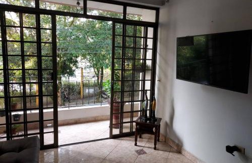 Buenos Aires Apartment | Apartamento cerca Mall La Central y Estación Tranvía