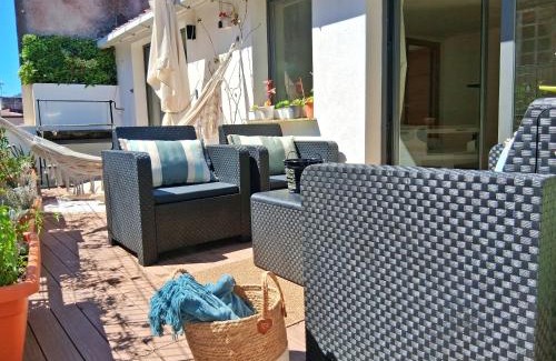 Noia Apartment | Apartamento con terraza, centro histórico de Noia