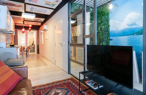 Ensanche Diputacion Apartment | Apartamento delicias near the Beach with A/C & Wi-Fi