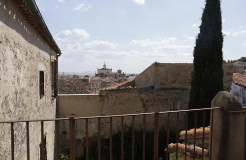 Trujillo Apartment | Apartamento en casa del s.XVI