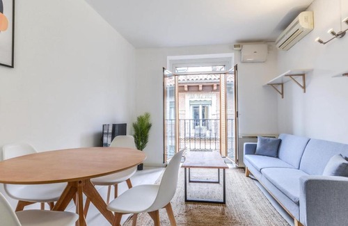 Barrio de La Latina Apartment | apartamento en cava baja