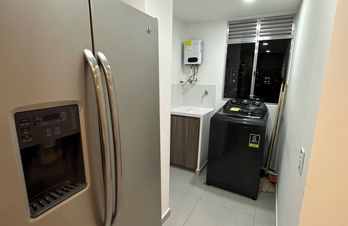 Perpetuo Socorro Apartment | Apartamento en el Poblado con Vista a Todo Medellin