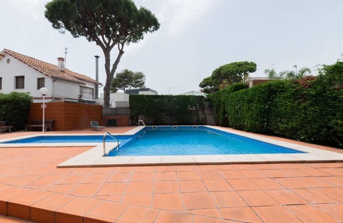 Castelldefels Apartment | Apartamento en playa con piscina + AACC