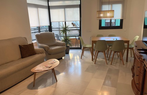 Badalona Apartment | Apartamento en Zona Centrica Badalona i 400m Playa Ideal Familias o Grupo Amigos