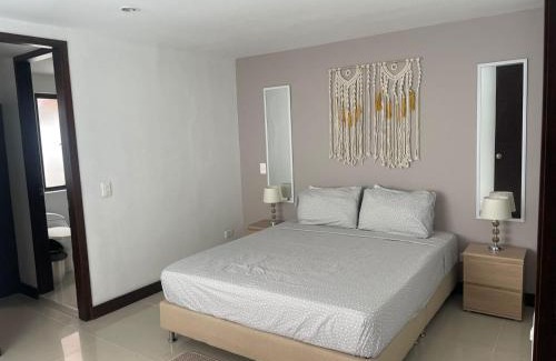 Suramericana Apartment | Apartamento familiar laureles 203