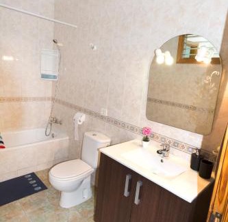 Vecindario Apartment | Apartamento Faycan