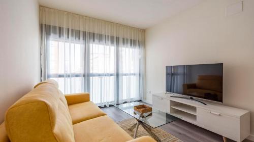 Cruz de Humilladero House | Apartamento La Estación Málaga by Ruralidays
