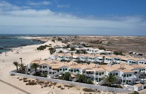 El Cotillo Apartment | Apartamento La Piedra* | South-facing | Terrace | Beachview | Garden