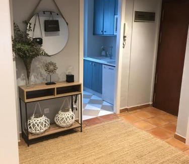 San Miguel-Capuchinos Apartment | Apartamento las doblas , parking gratis