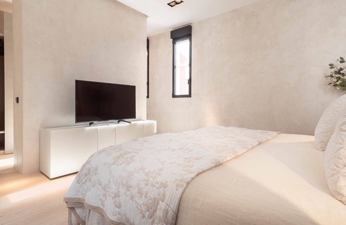 Almagro Apartment | Apartamento lujoso en Chamberí (MONTE ESQUINZA I)
