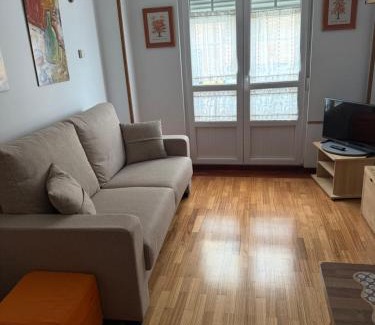 Figueras (Castropol) Apartment | Apartamento Miramar Ribadeo