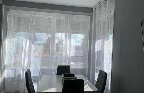 Playa Granada Apartment | Apartamento playa poniente