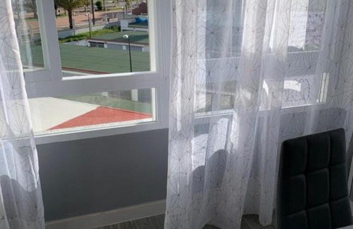 Playa Granada Apartment | Apartamento playa poniente