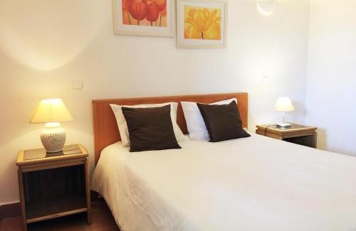 Telheiro Apartment | Apartamento T1 em Lagos com piscina e garagem
