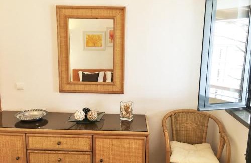 Telheiro Apartment | Apartamento T1 em Lagos com piscina e garagem