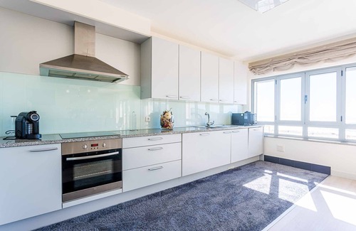 Nazare Apartment | Apartamento T3 Nazaré para Férias (Frente Mar AL)