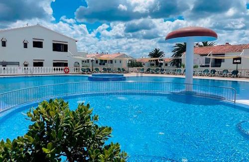 Son Bou Apartment | Apartamento Trini en Son Bou, frente al mar, perfecto para vacaciones