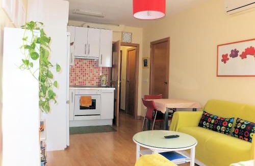 San Bartolome Apartment | Apartamento Verde, tranquilo, 2 D, Parking Opcional