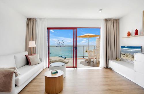 Morro Jable Apartment | Apartamentos Atalaya de Jandía by LIVVO