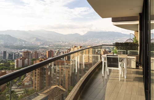 El Poblado Apartment | Apartamentos Class Suites by HOUSY HOST