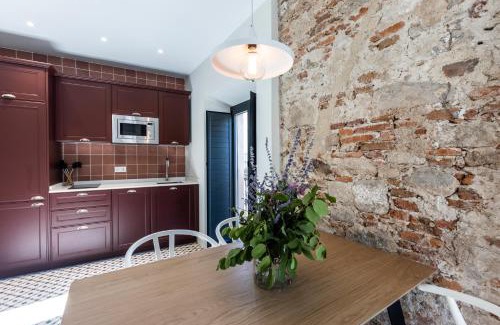 Trujillo Apartment | Apartamentos de diseño y céntricos en la Plaza Mayor - El Patio