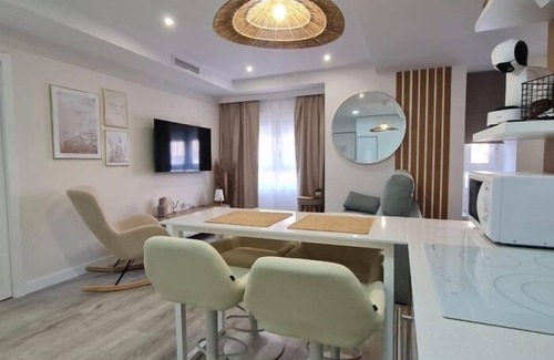 Almeria Apartment | Apartamentos Paseo Marítimo 10