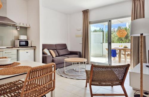 Es Pujols Apartment | Apartamentos Proa - Emar Hotels Only Adults