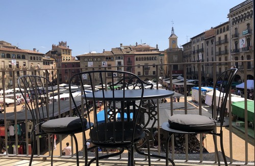 Vic Condo | Apartaments Vicus 3, with views of the Plaza Mayor de Vic