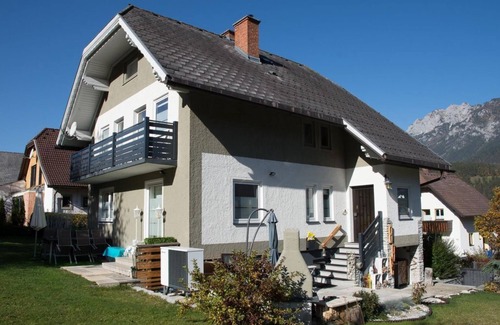 Haus im Ennstal Apartment | Aparthaus - Appartement/fewo, Dusche, WC, 3 Schlafräume