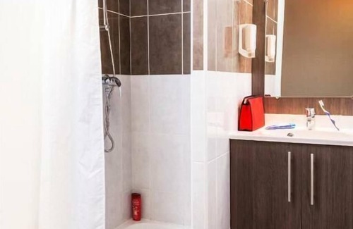 Poitiers Apartment | Aparthotel Adagio Access Poitiers* - Studio 2 People Garden View