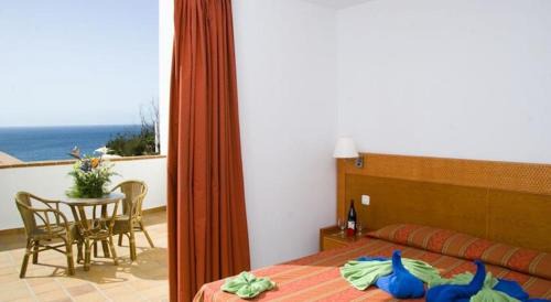 Esquinzo Apartment | Aparthotel Esquinzo Y Monte Del Mar