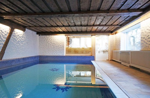 Mayrhofen Apartment | Aparthotel Landhaus St. Joseph (Indoor Pool)